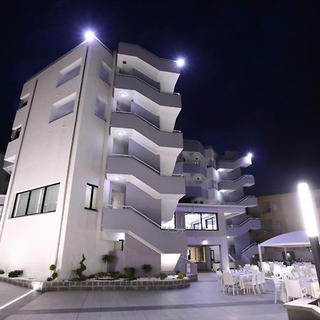 Hotel Melissa Torre Melissa Екстериор снимка