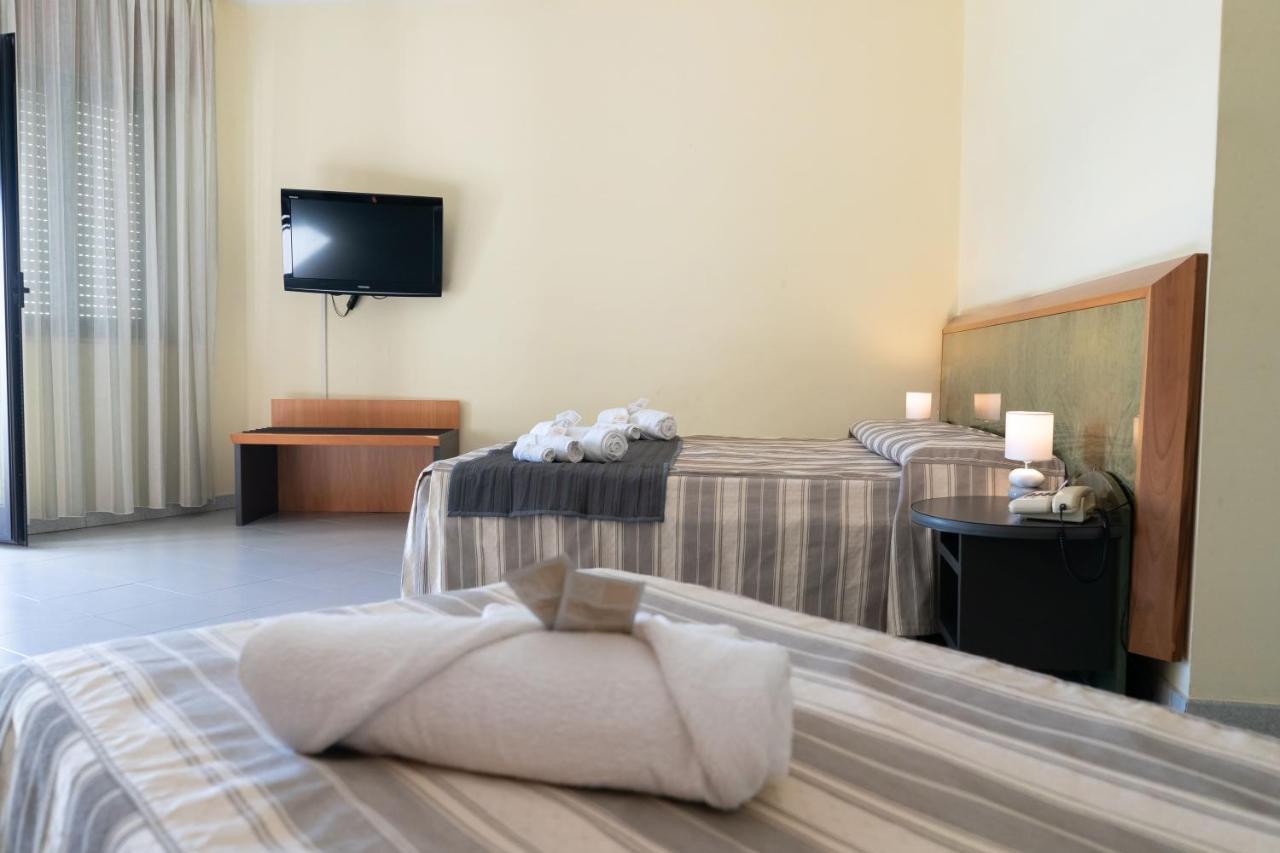 Hotel Melissa Torre Melissa Екстериор снимка