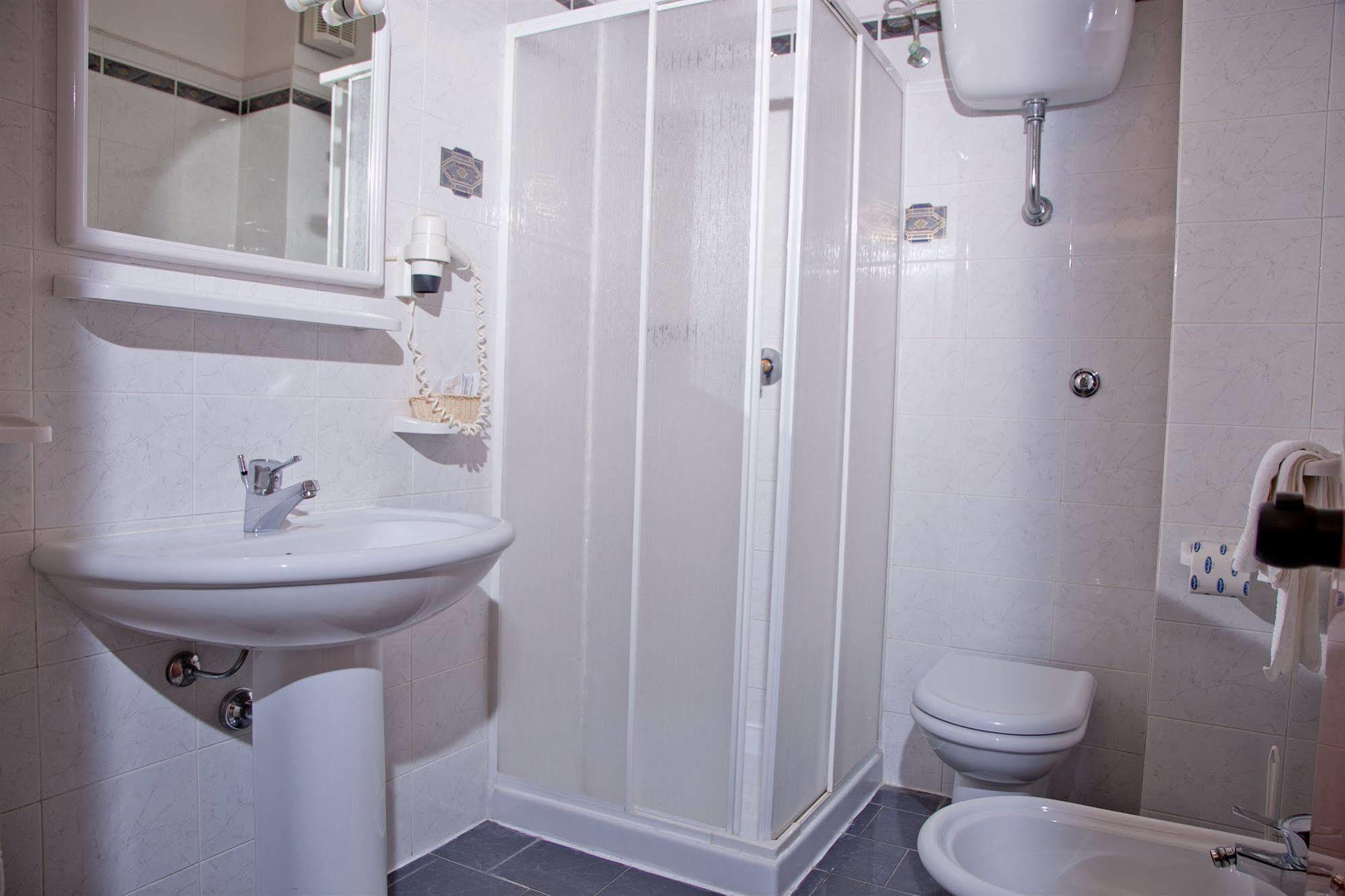 Hotel Melissa Torre Melissa Екстериор снимка