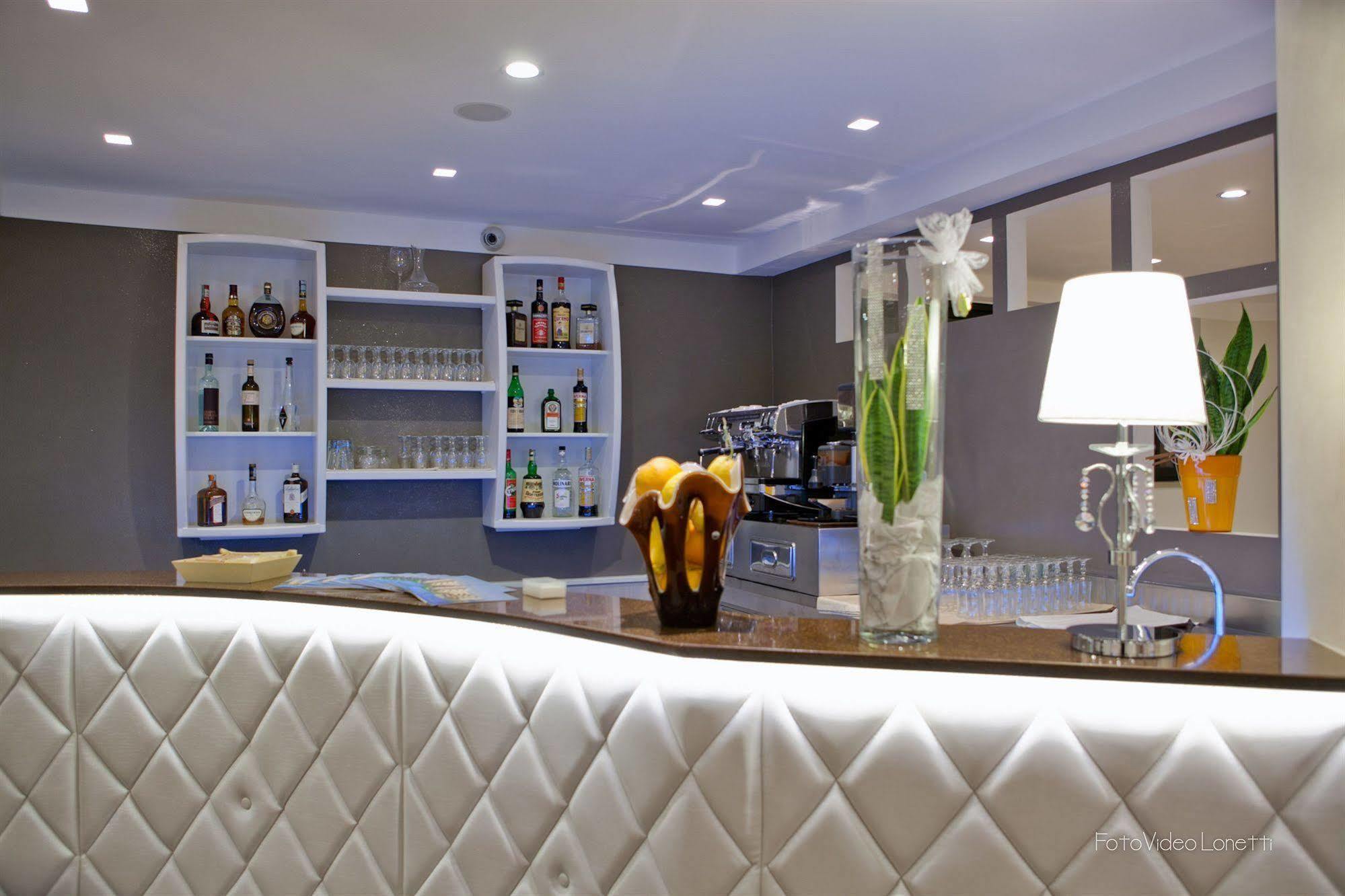 Hotel Melissa Torre Melissa Екстериор снимка
