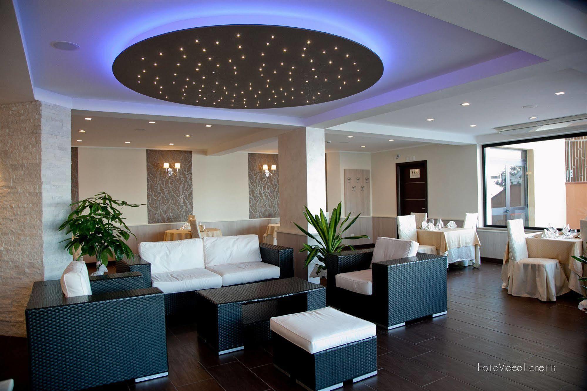 Hotel Melissa Torre Melissa Екстериор снимка